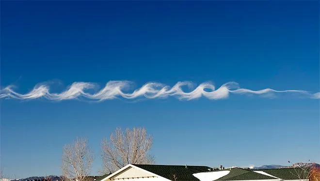 kelvin-helmholtz_kate-calder_660.jpg