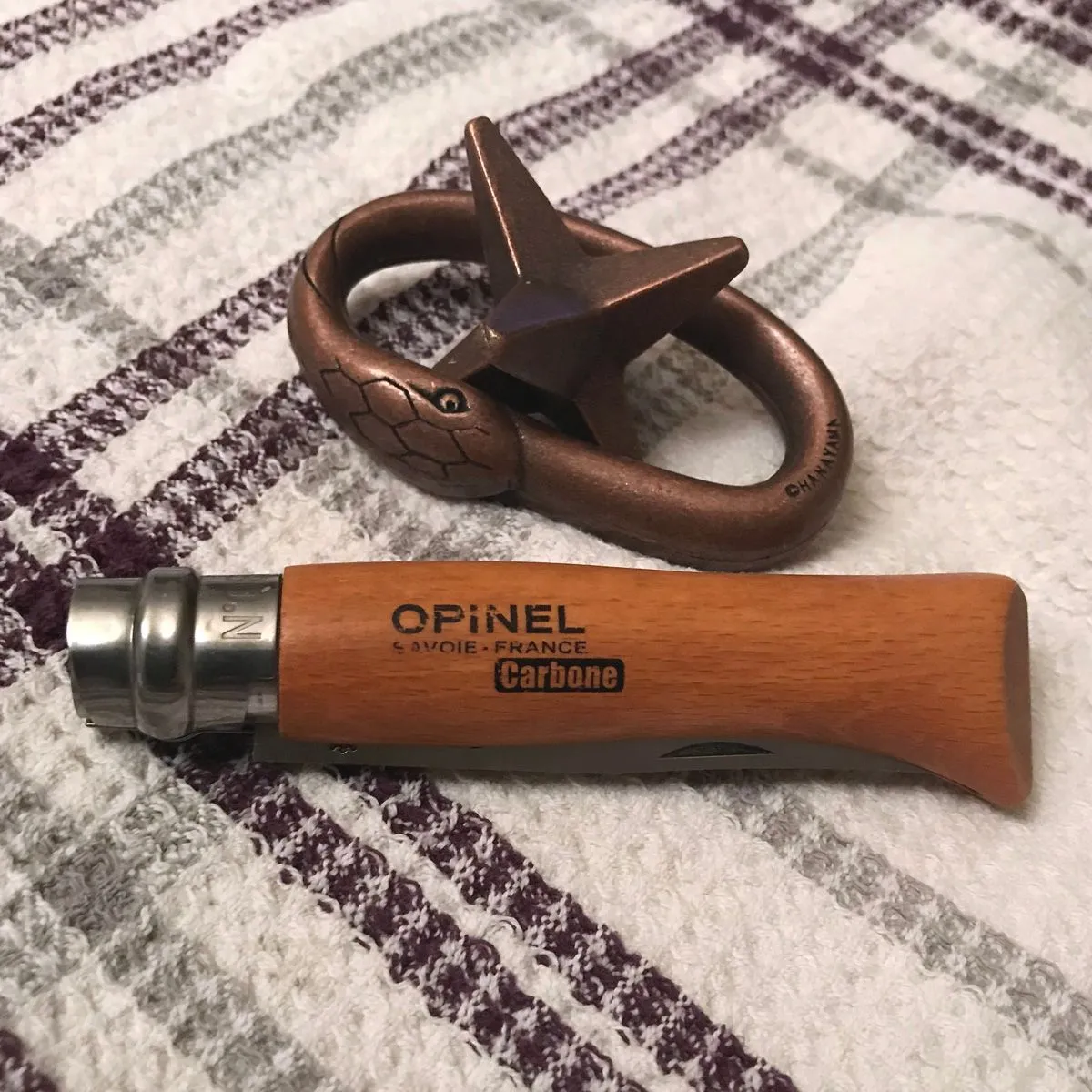 Opinel No 8 Closed Intro.jpg