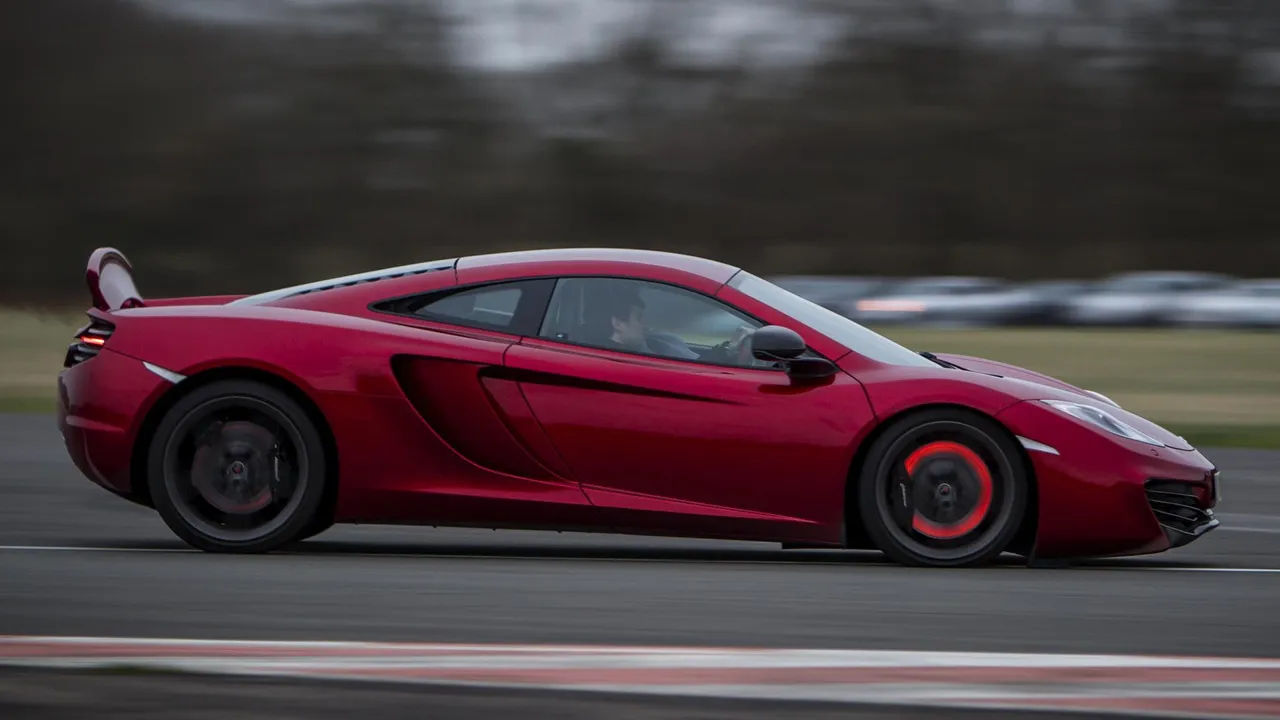 RED-MCLAREN-MP4-12C-HD-WALLPAPER.jpg