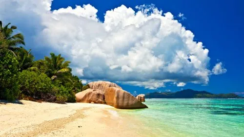 1-Grande-Anse-Seychelles-500x281.jpg