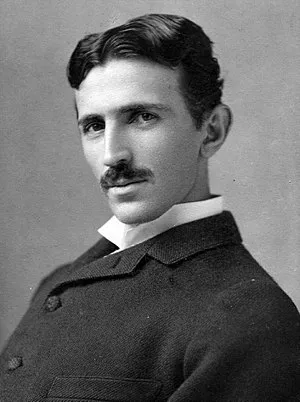 23-01-49-300px-Tesla_circa_1890.jpeg