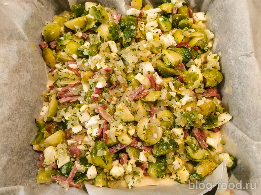 Ham and Brussels sprouts pie