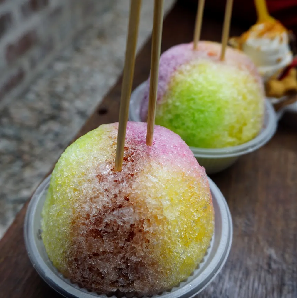 Yup, that’s the Ais Kepal or shaved ice ball - with all sorts of flavoured syrup dripped/drenched over it.