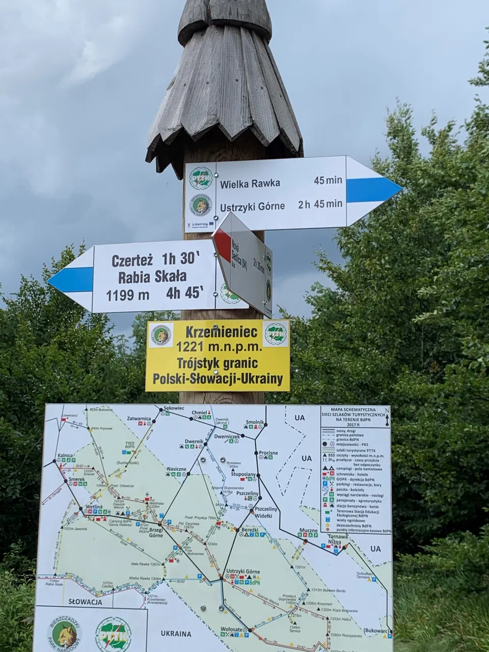 Krzemieniec, 1221m