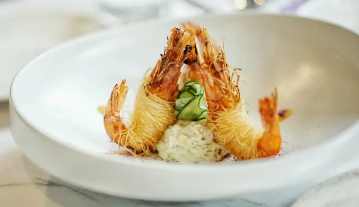 Single_Tasking_Fine_Prawns_RZ720.jpg