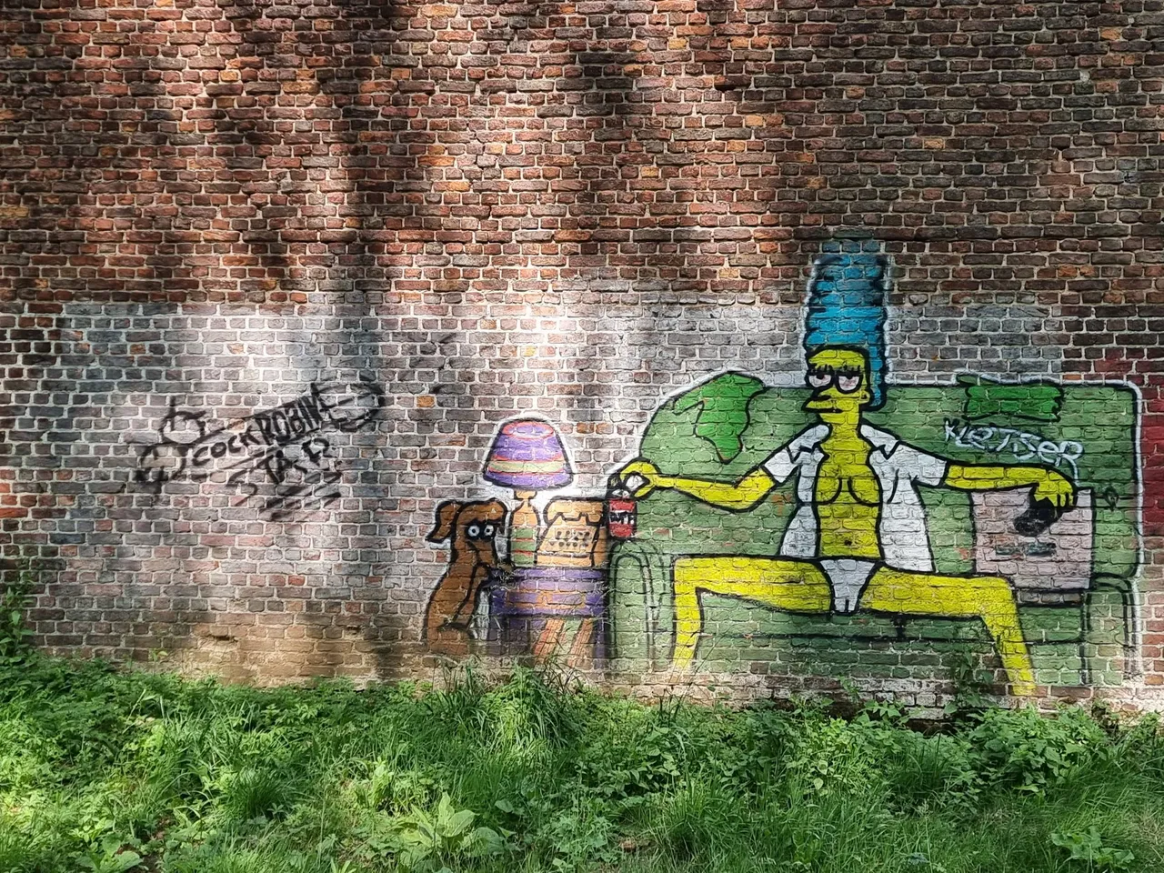 alt