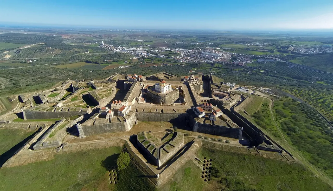 Rede-de-Turismo-Militar-que-inclui-Elvas-é-filão-a-explorar-no-turismo.jpg