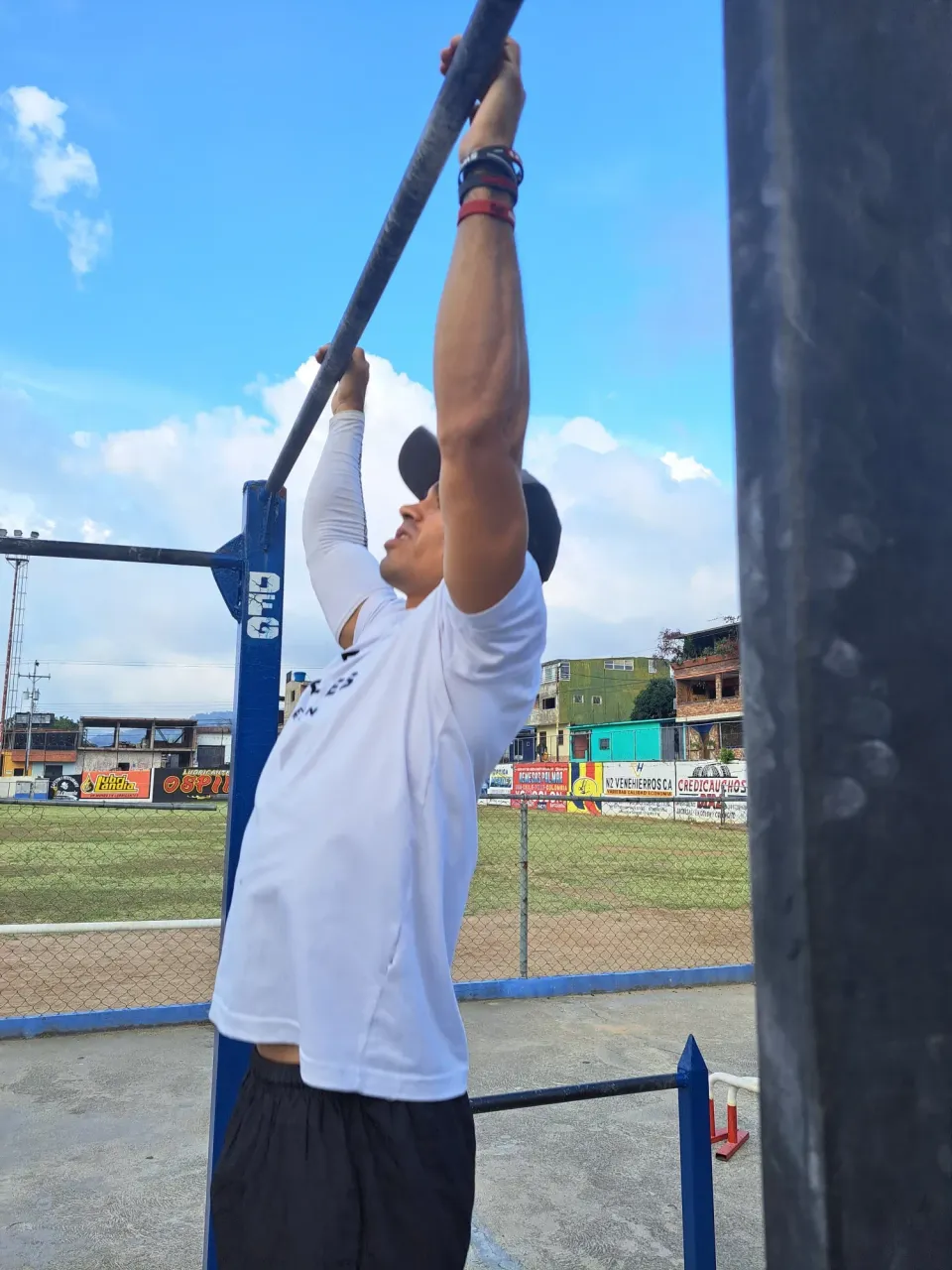 GB2CcIhvwaskOf2b_20240806_180116.webp