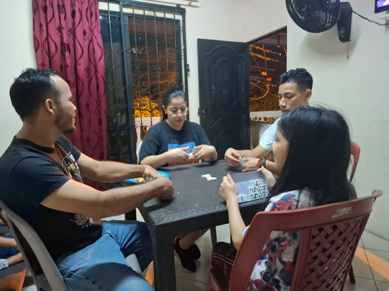 tp8xvLjJWxBFCbGX_20250412_212231.webp