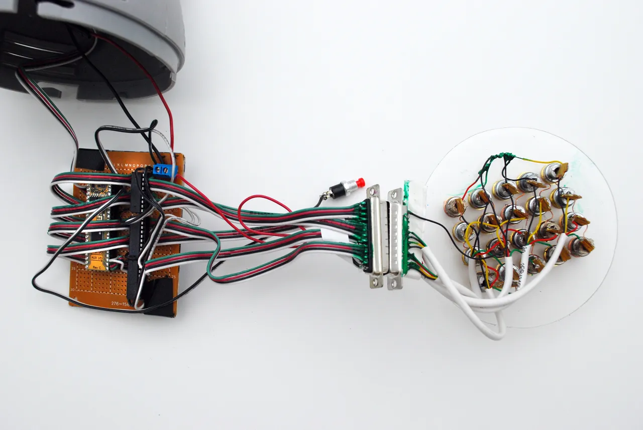 MessageTagr-009-Lasers2PrototypeCircuit.jpg