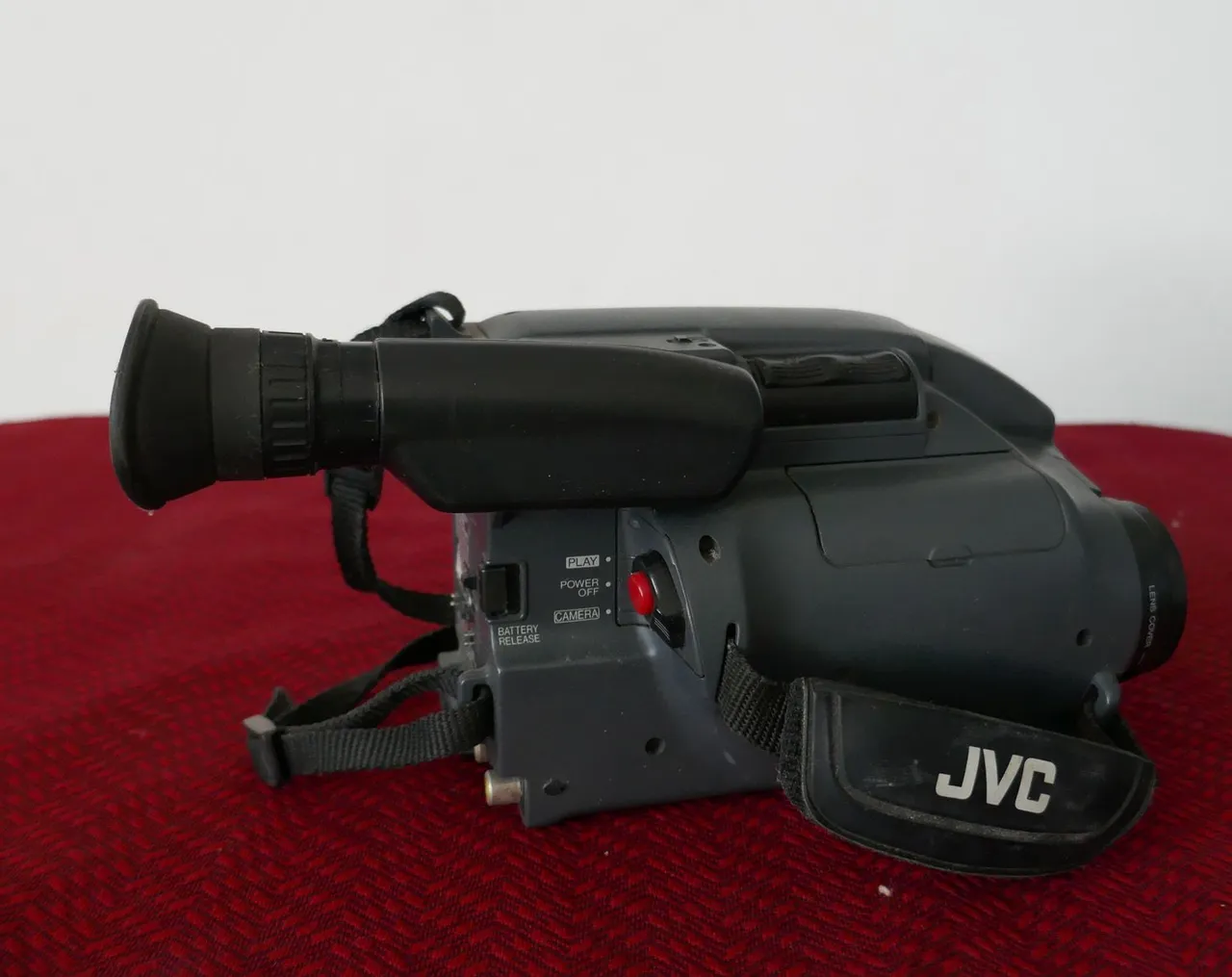 JVC C VHS.jpg