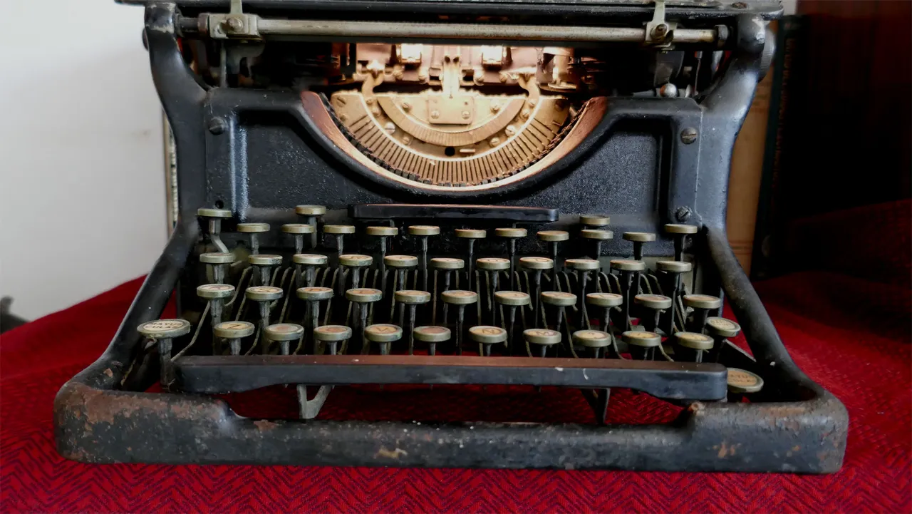 Underwood..jpg