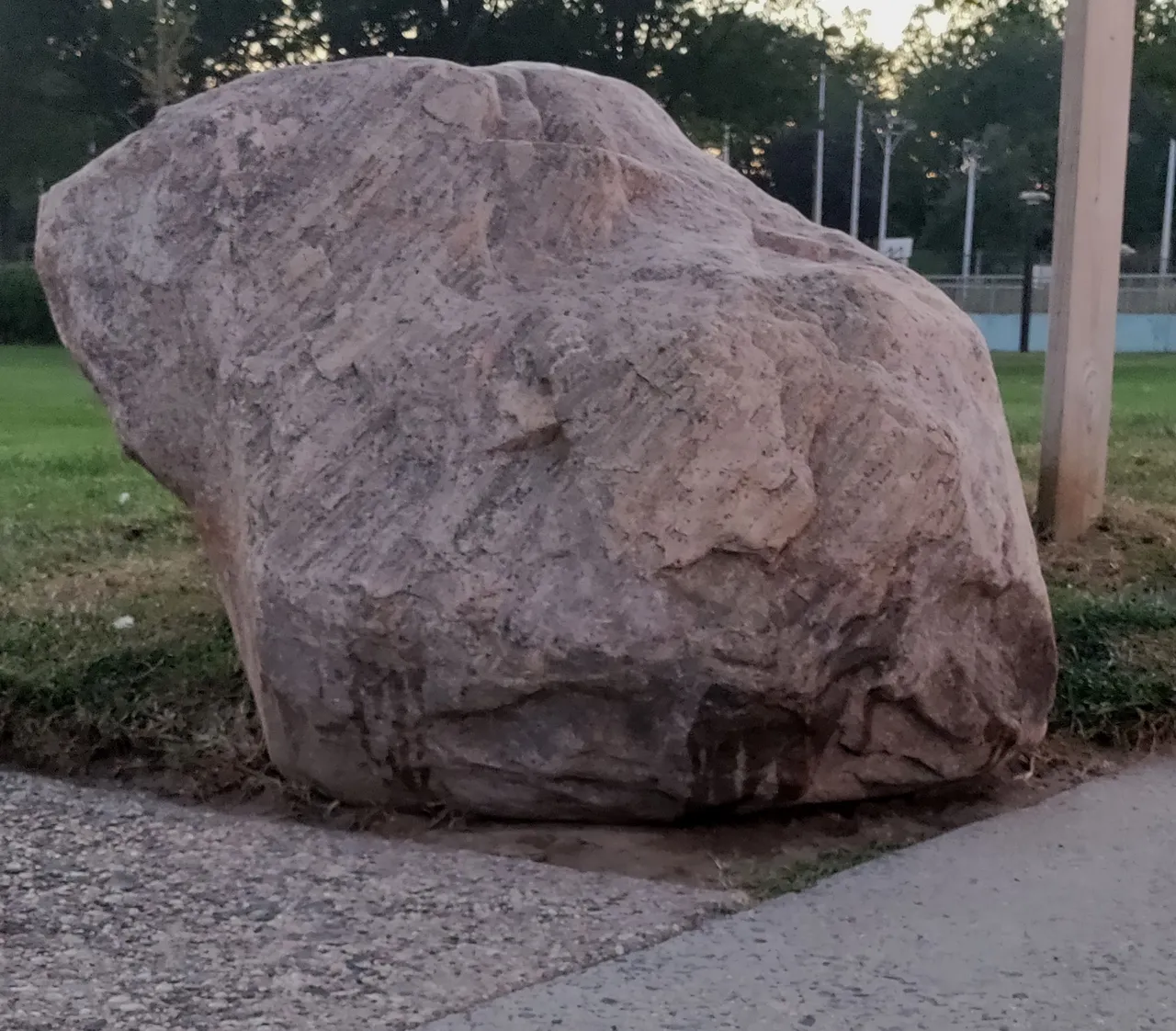 bar beach boulder.png