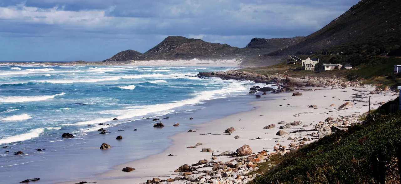Misty Cliffs.jpg