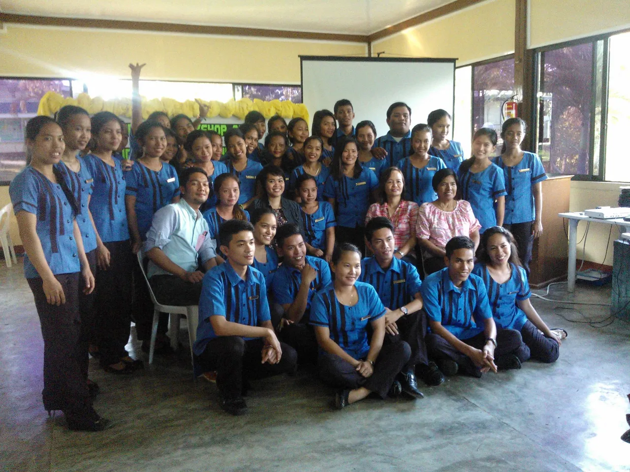 Class picture after seminar.jpg