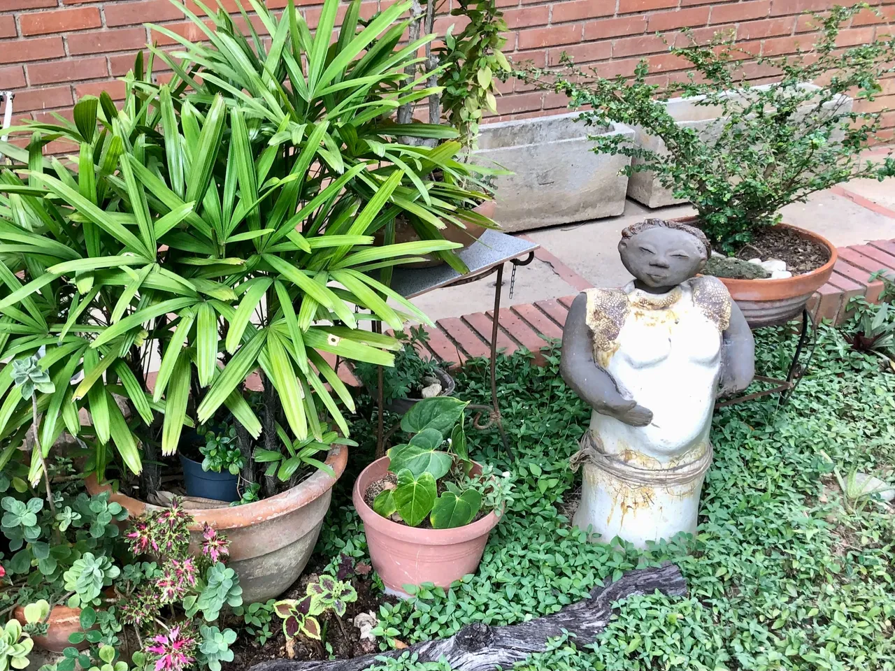 JardinSRoman3.jpg