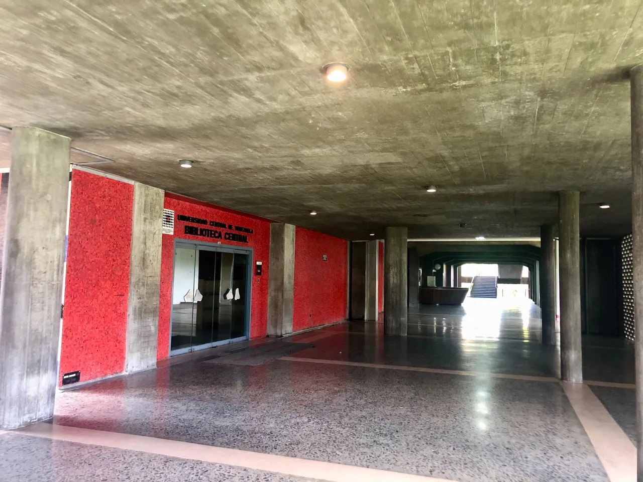 CiudadUniversitariaCaracas_1_12.jpg