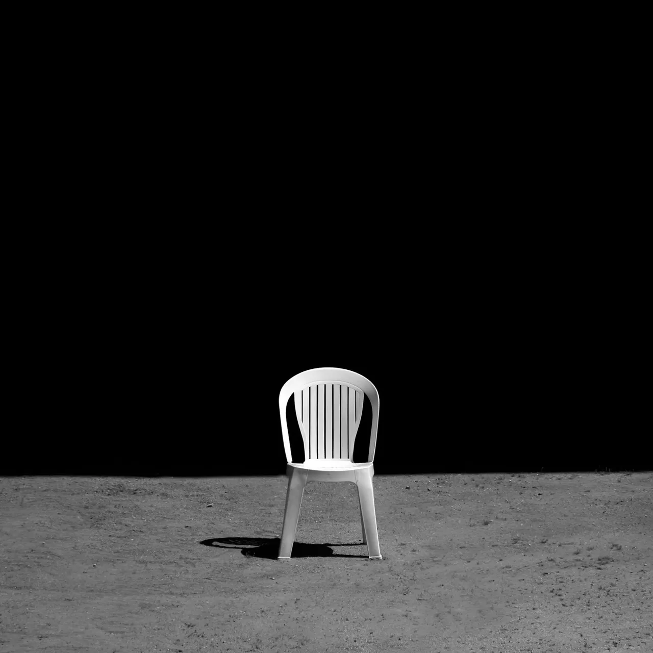 1-Minimal_ Black & White_Paulo Abrantes-14.jpg