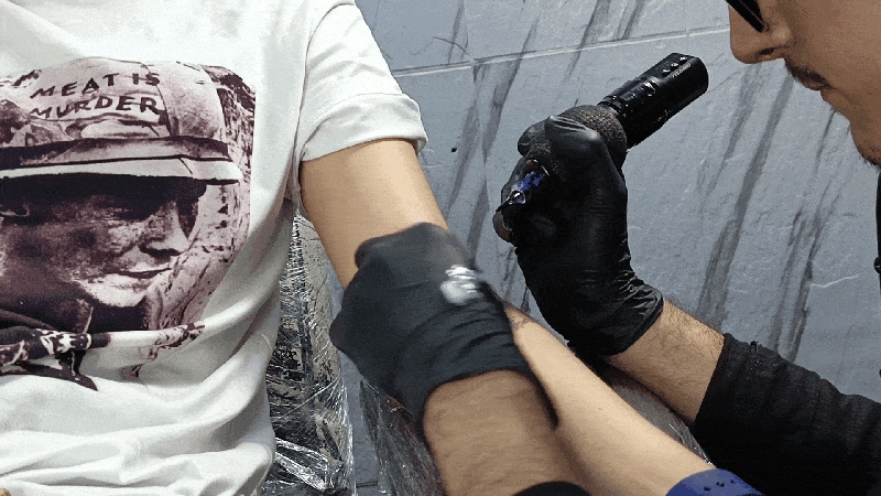 3c95bc7e971a4f9abfe336537bfa77e6.gif