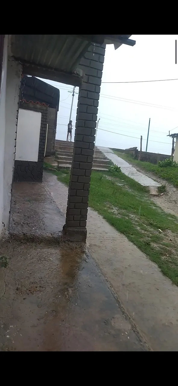 Screenshot_2024-06-05-22-29-41-917_com.miui.videoplayer.jpg