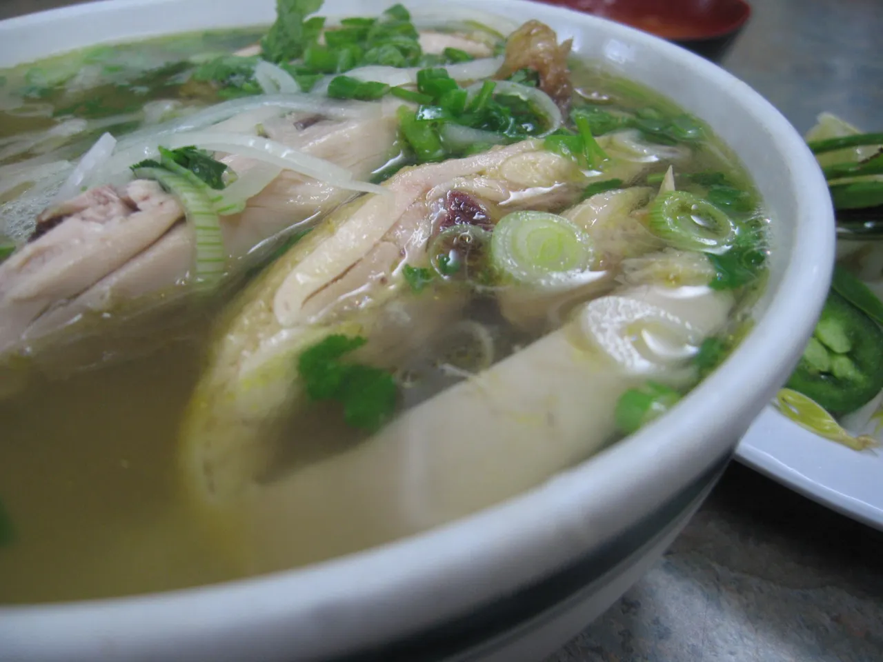 Pho ga.jpg