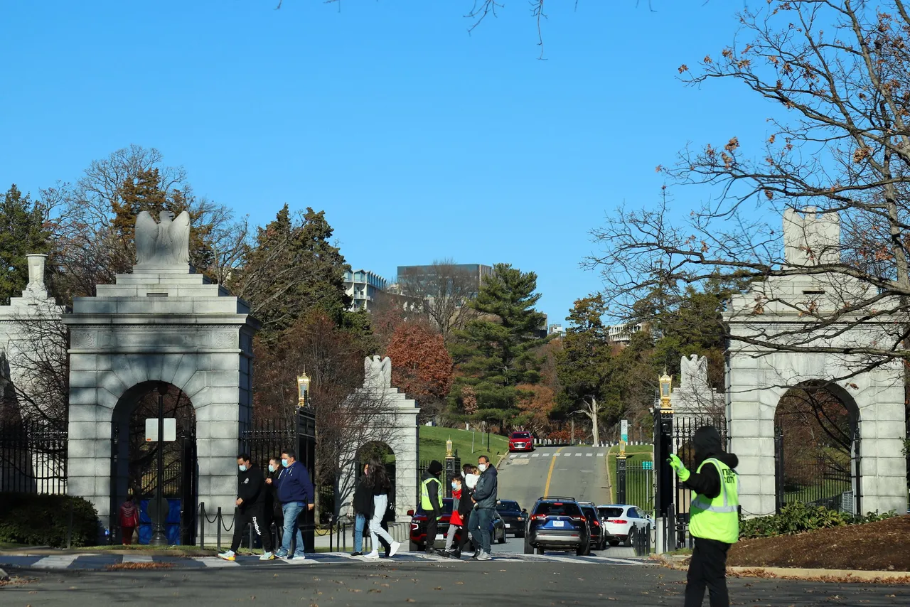 arlington cemetery.JPG