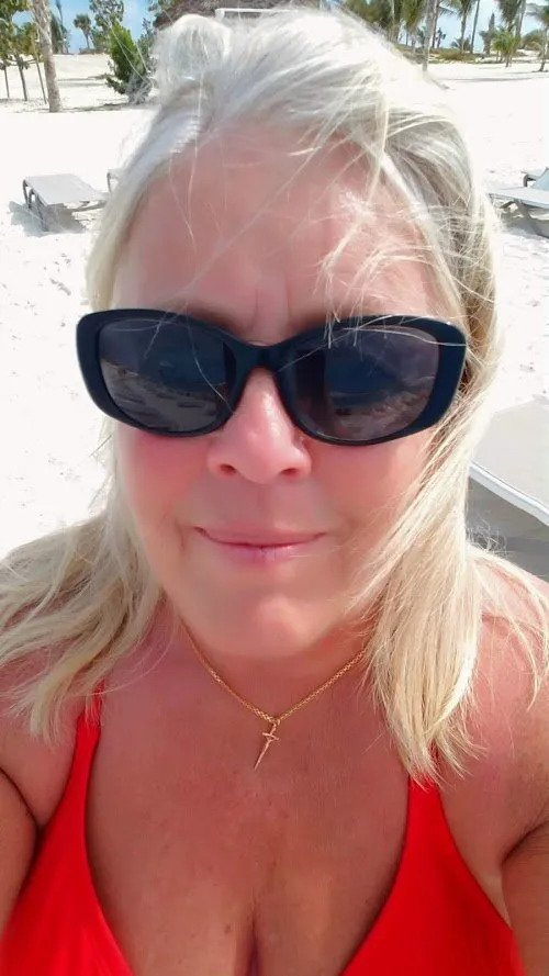 Denise photo.jpg