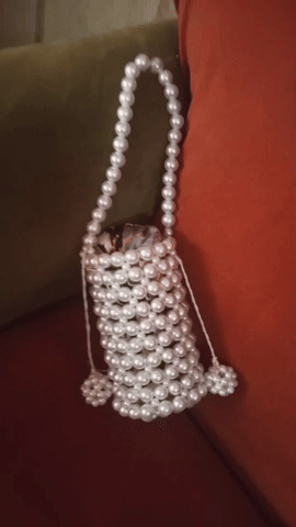 2fa9faed-f39f-4936-bd4f-c9b1e82f1f36.gif