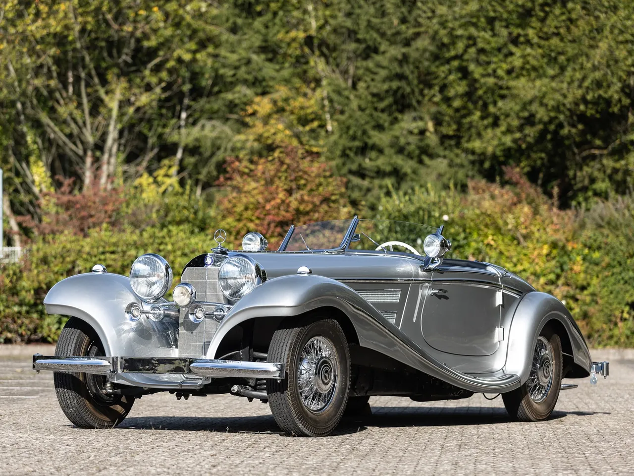 1938 Mercedes-Benz 540 K 01.jpg