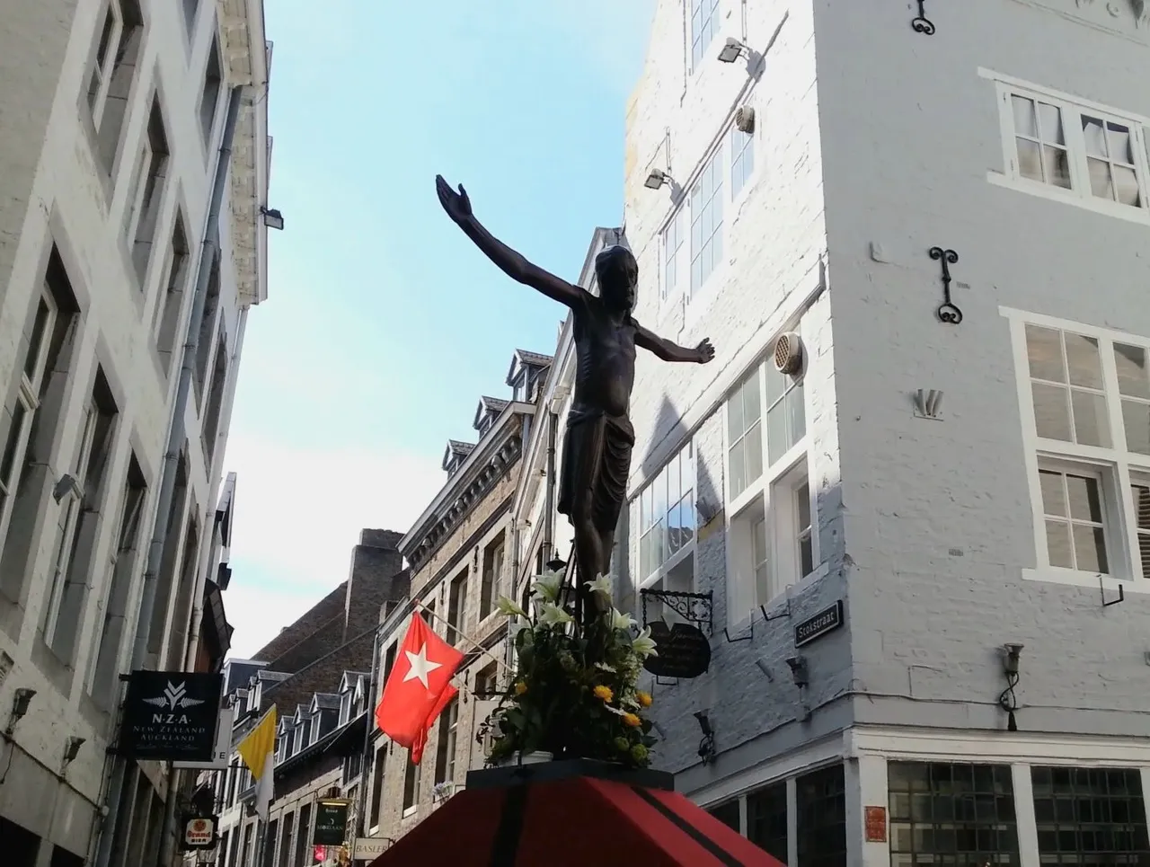 VideoCapture_20250427-193837.jpg