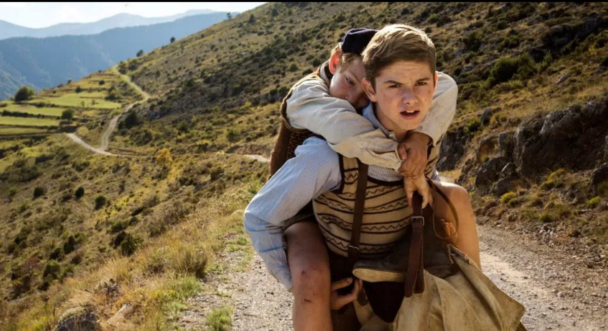 210.-Reseña-pelicula-Un-Saco-de-Canicas.png