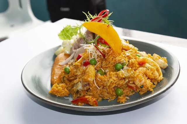 rice-with-seafood-g9fc27473e_640.jpg