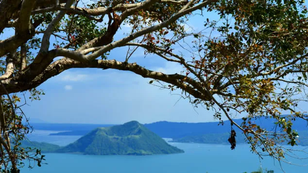 taal view.jpg