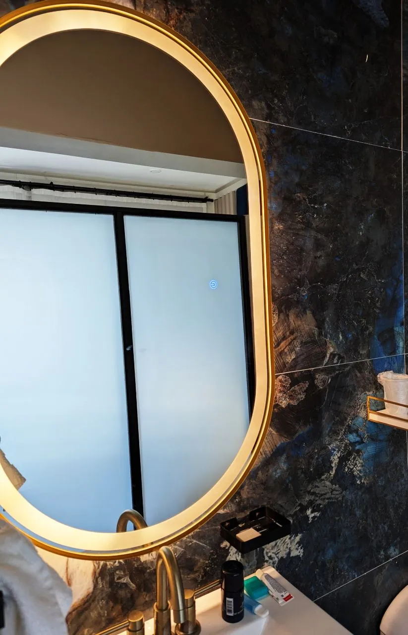 Glowing Mirror 2.jpg