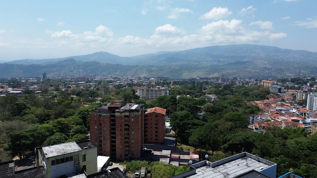 DJI_0033.JPG
