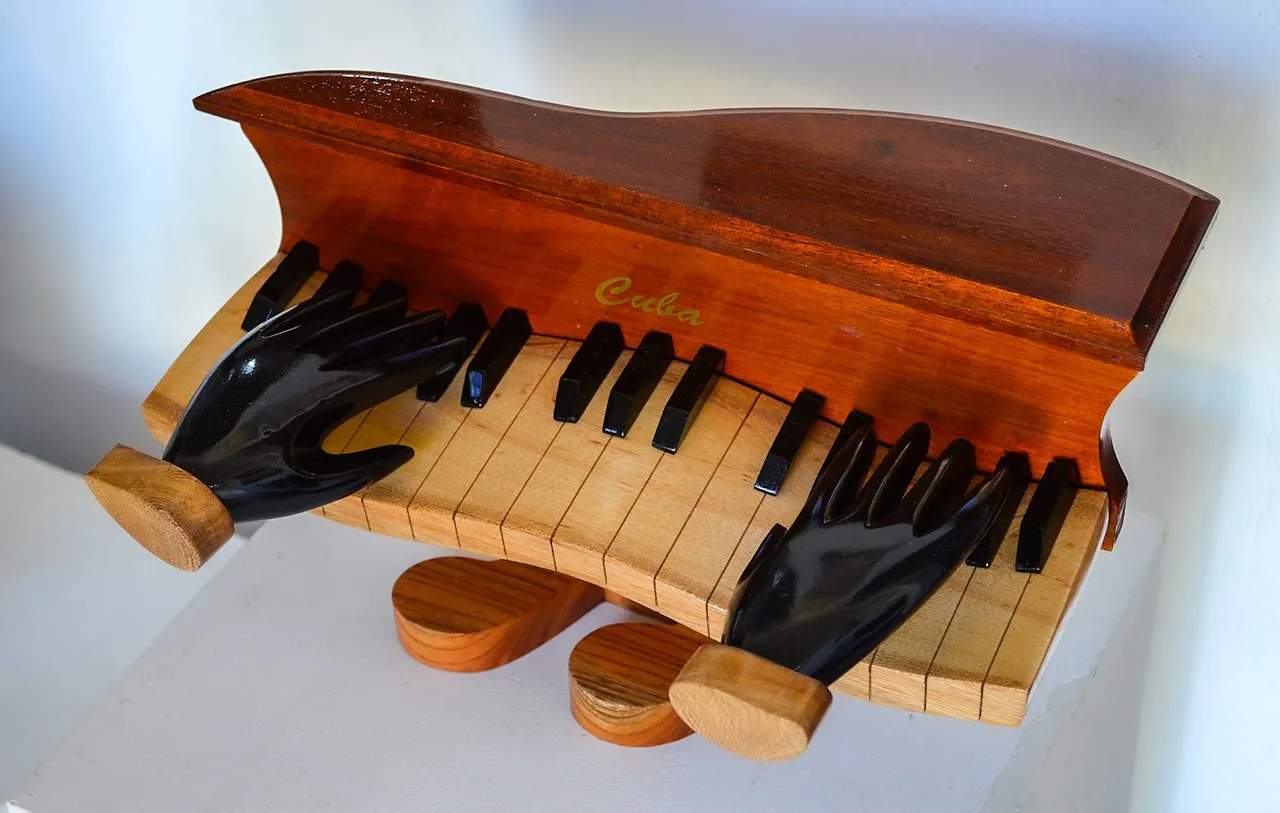 piano.jpg
