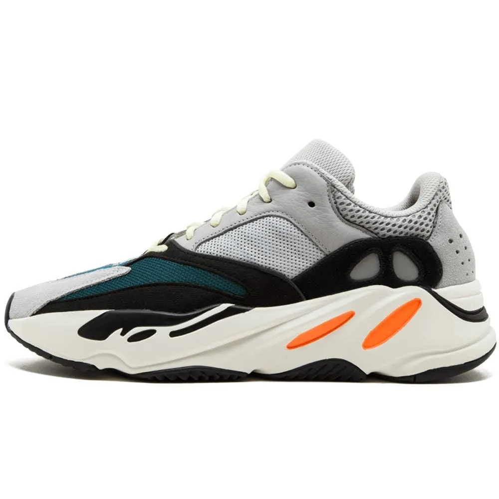 yeezy-wave-runner-700_1_1000x1000.jpg