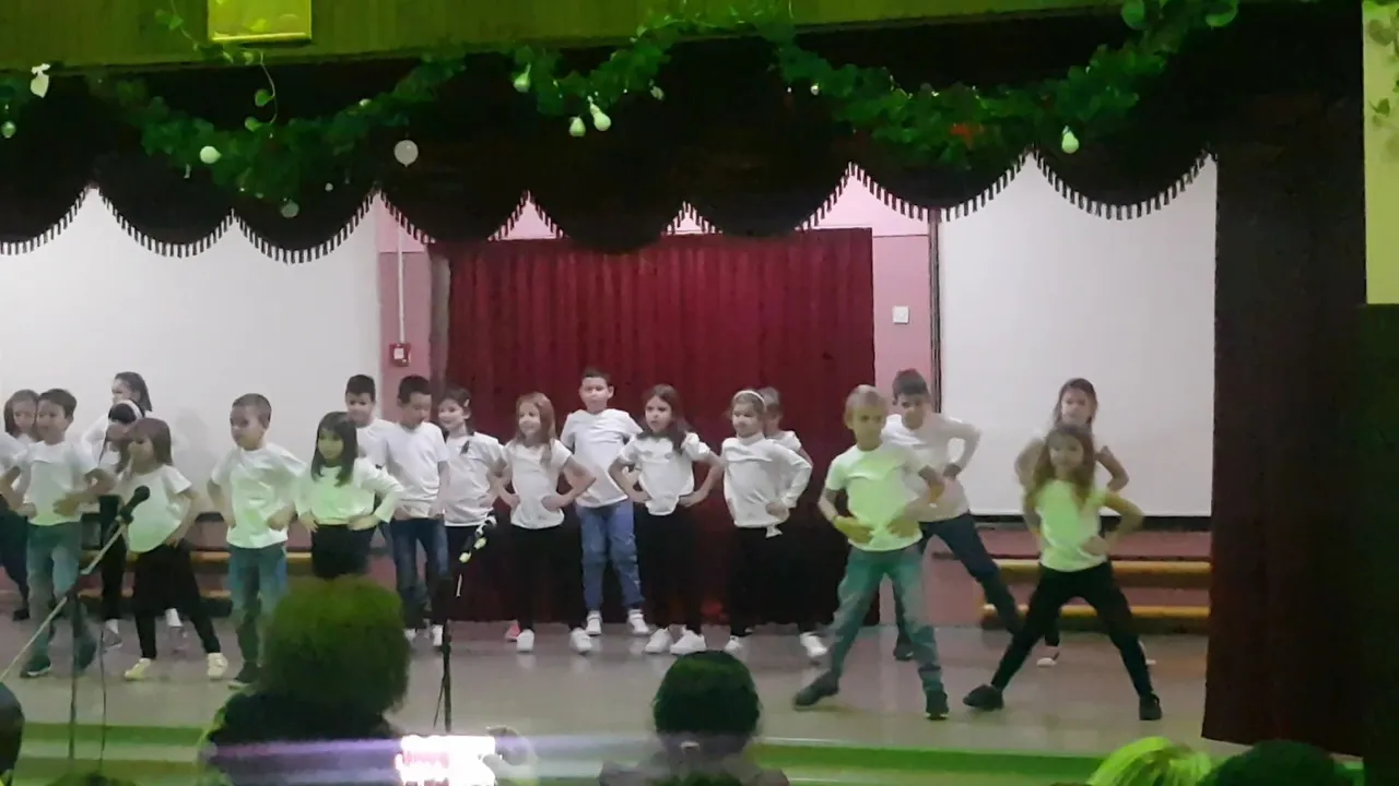 VideoCapture_20221206-211140.jpg