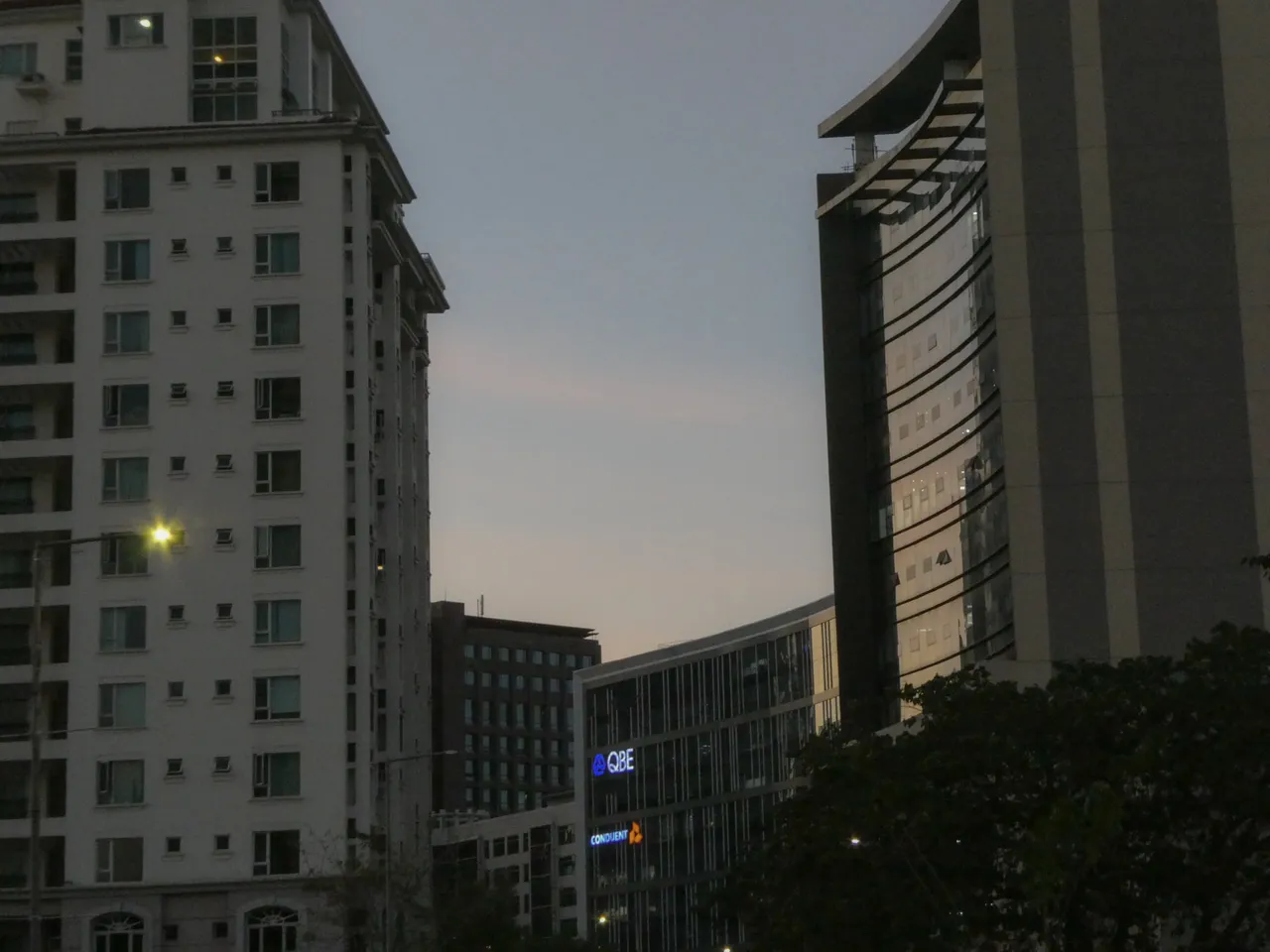 e21103fb-4a8f-4db1-8bcc-67c84718493d.jpg