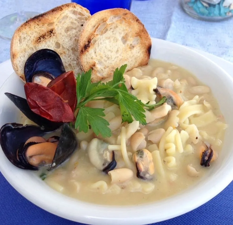 pasta fagioli e cozze.jpg