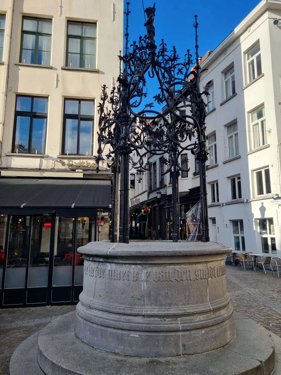 20230327_180533.jpg