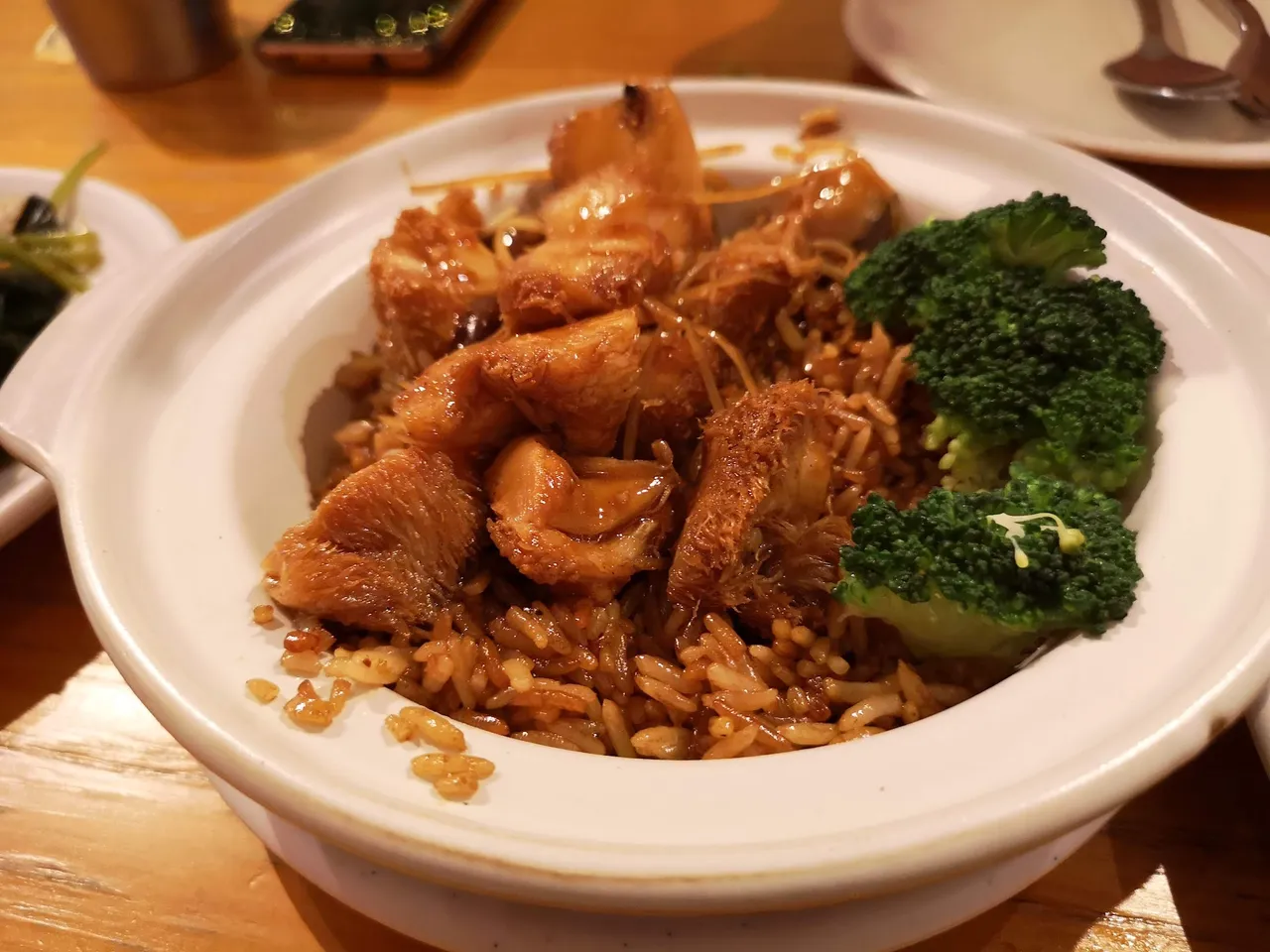 Lion Mane Claypot Rice