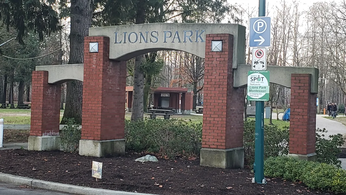 12-18_lions_park_1.png