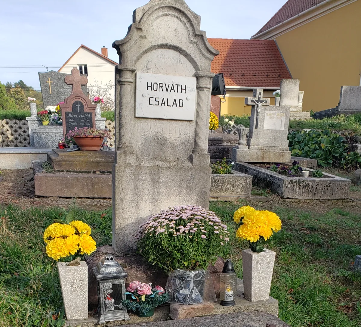 11-02_horvath_csalad.png