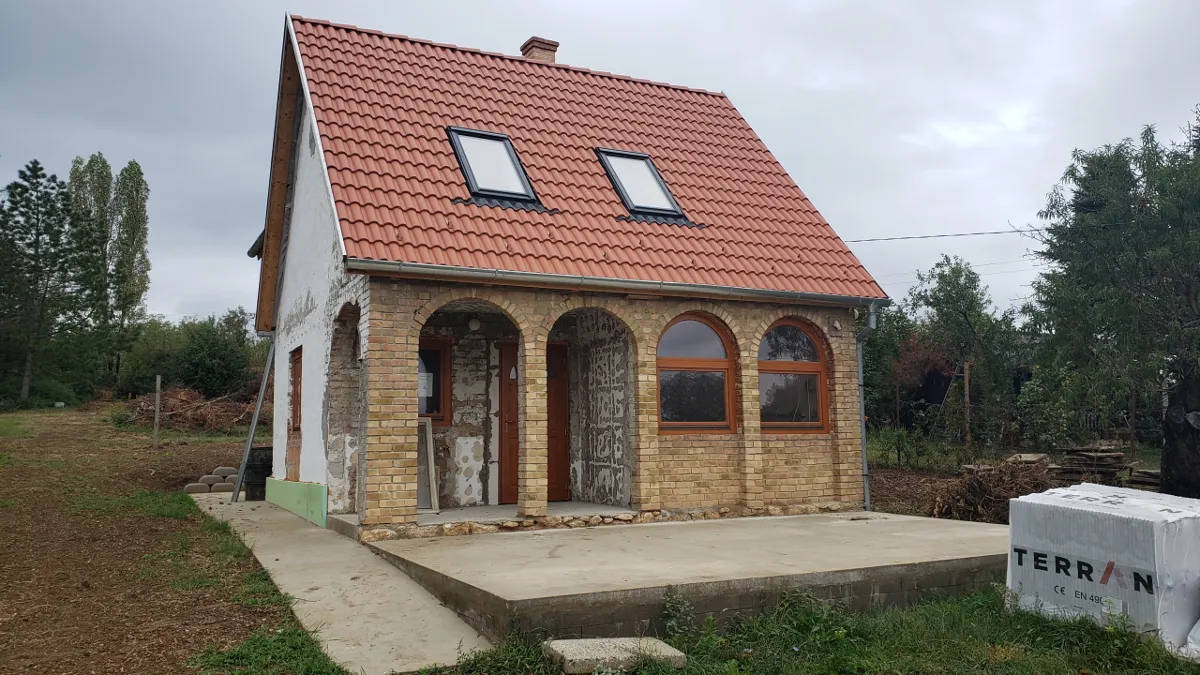 09-25_number_13_house.png