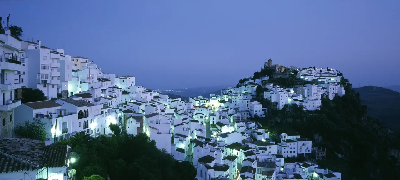 Casares0001.jpg