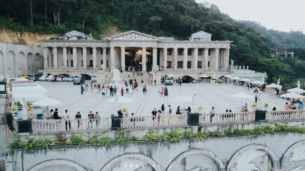 Temple-of-Leah-Busay-Cebu-8-1024x575.jpg