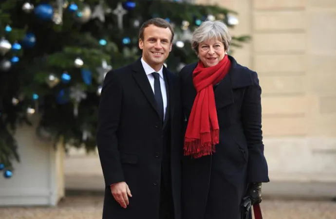 WEB_Theresa-May-Emmanuel-Macron_AFP-690x450.jpg