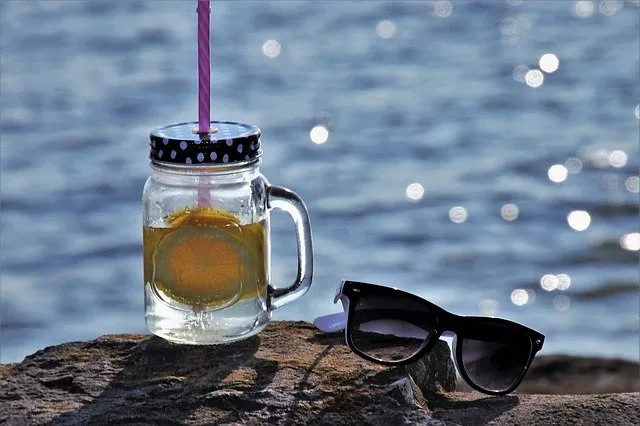 glass3581823_640.jpg