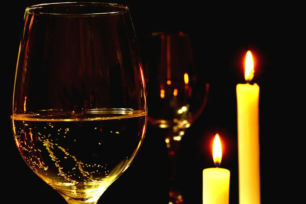 romantic744760_1920.jpg